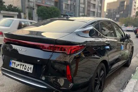 کی ام سی، J7