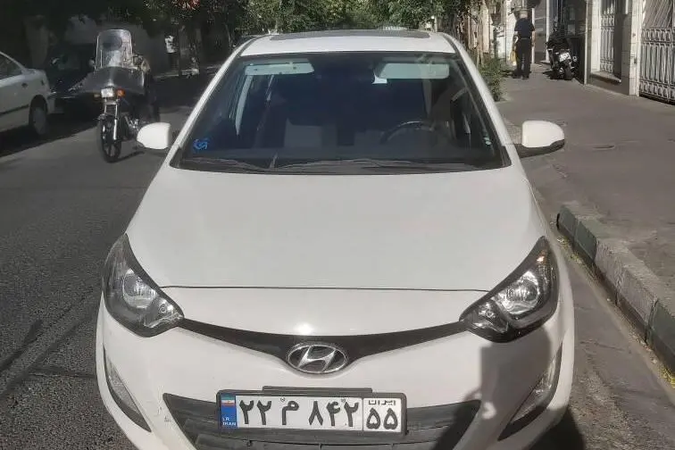 هیوندای،  i20