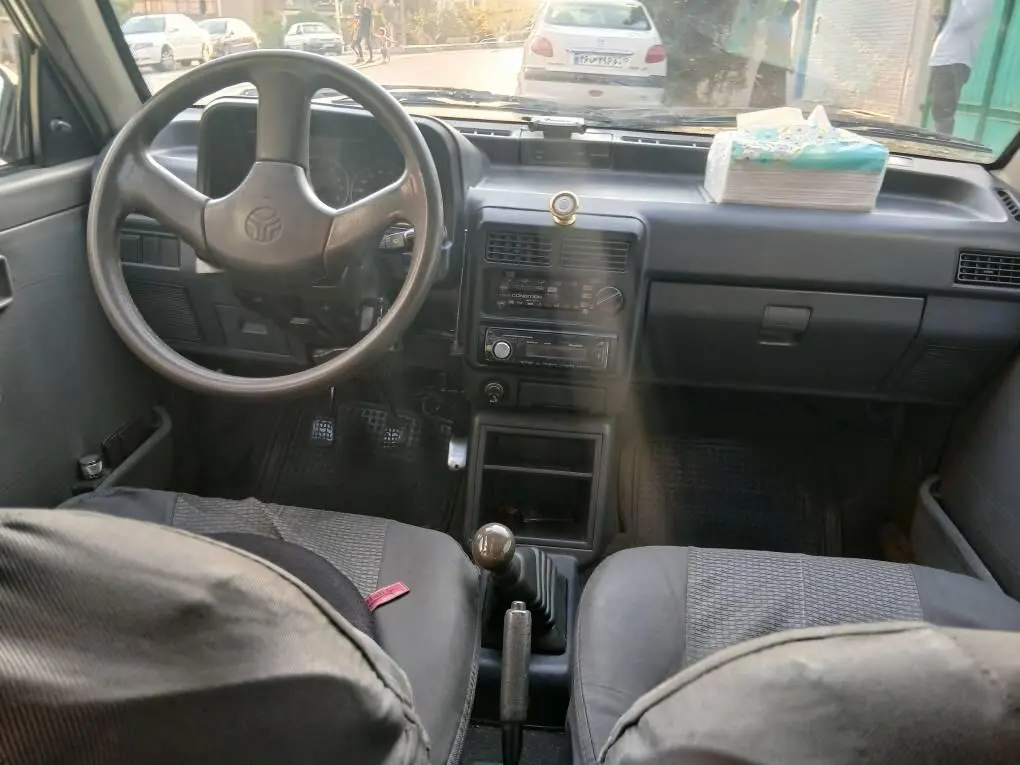 پراید،  صندوق دار