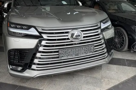 لکسوس LX