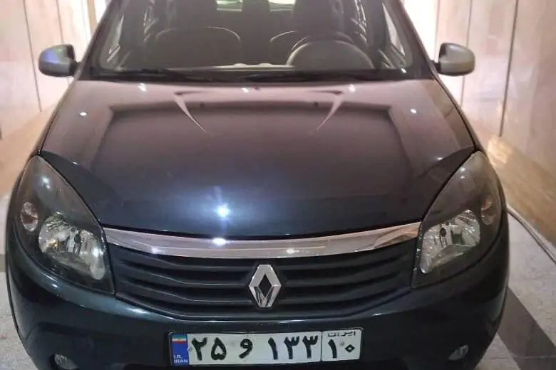 رنو،  ساندرو استپ وی
