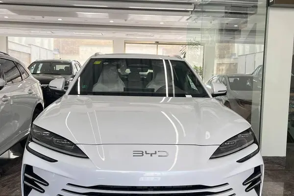 بی وای دی، سانگ پلاس DMi