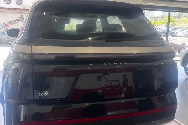 ام وی ام  X77