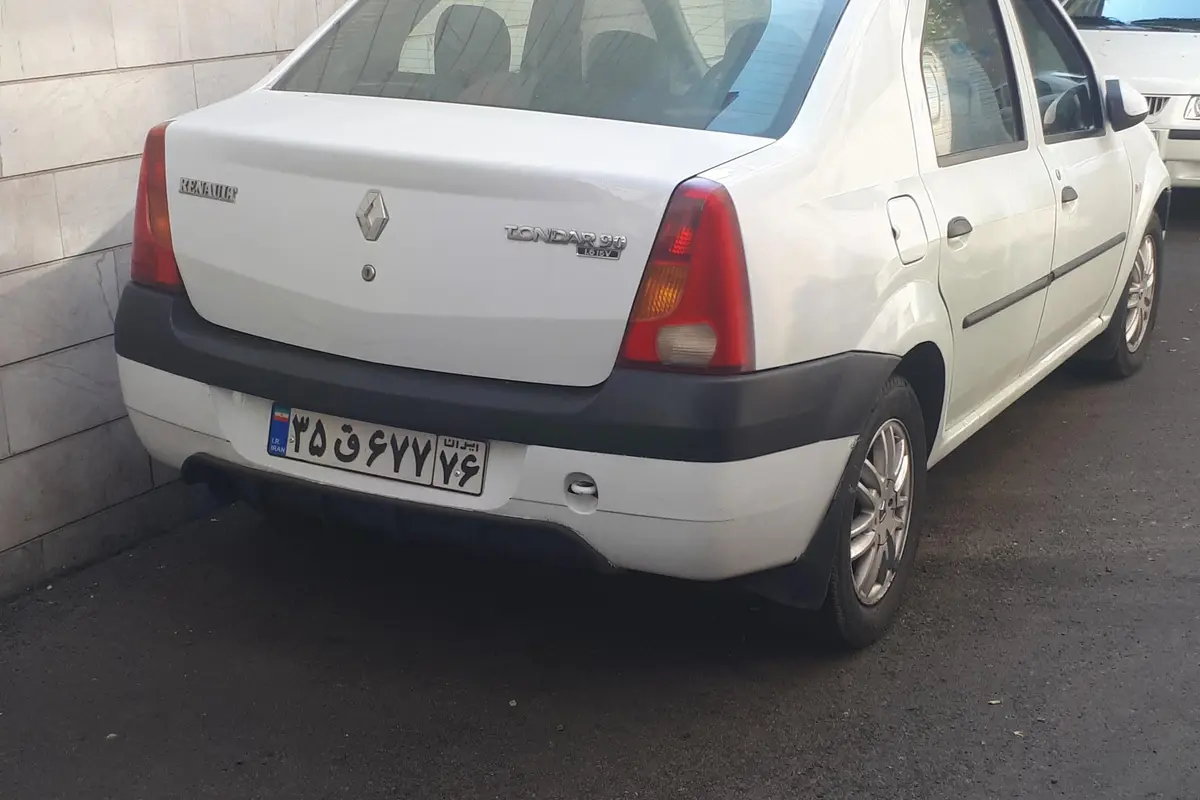 رنو،  تندر 90