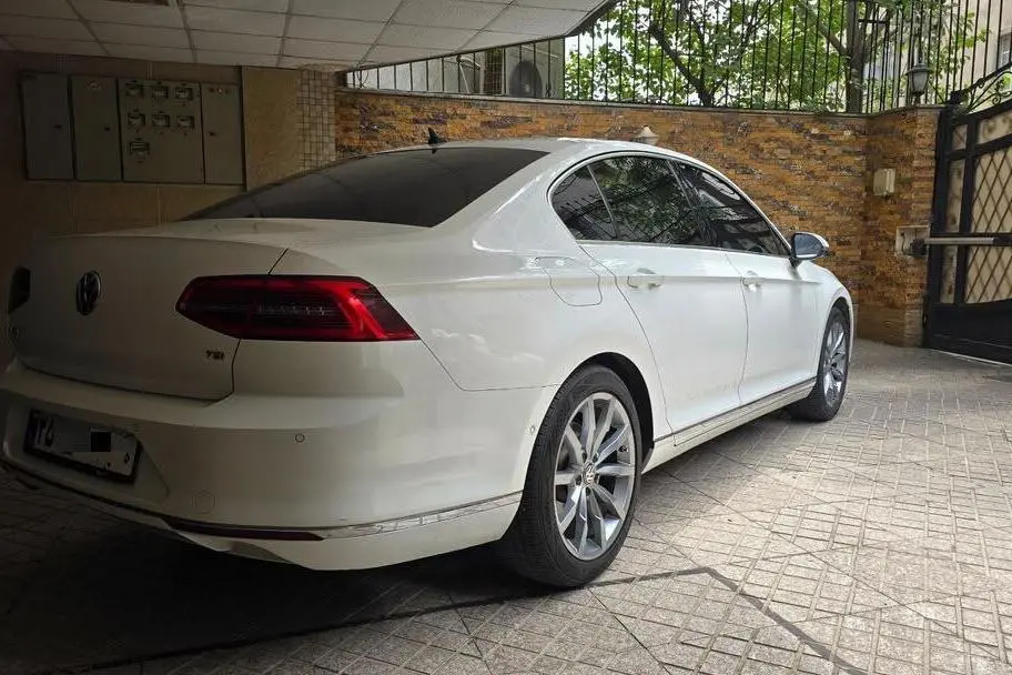 فولکس  پاسات