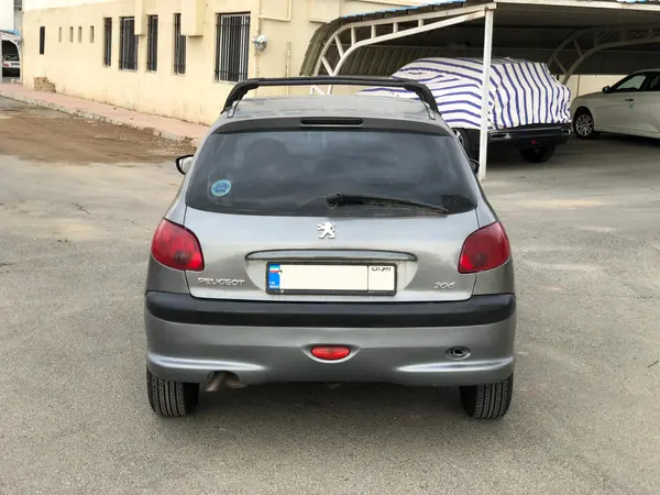 پژو، 206
