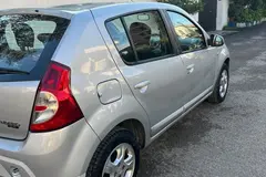 رنو، ساندرو