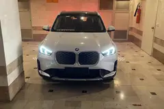 ب ام و، iX1