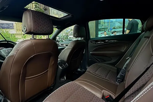 اپل، اینسیگنیا