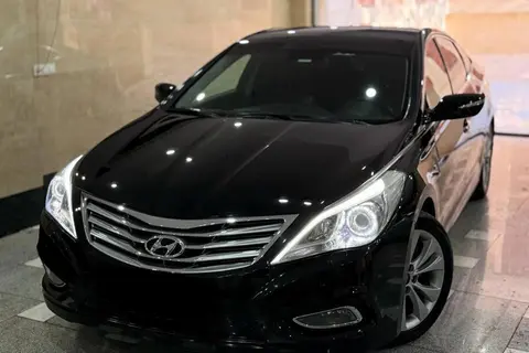 هیوندای، آزرا (گرنجور)