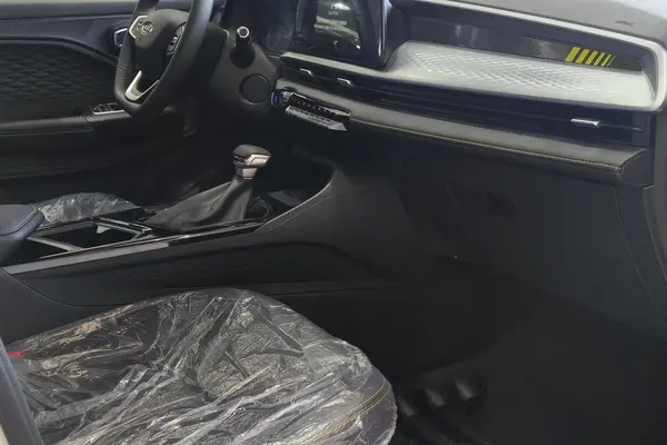 ام وی ام، X33 کراس