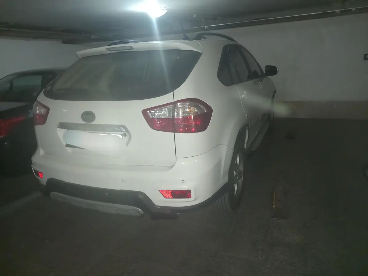 بی وای دی  S6