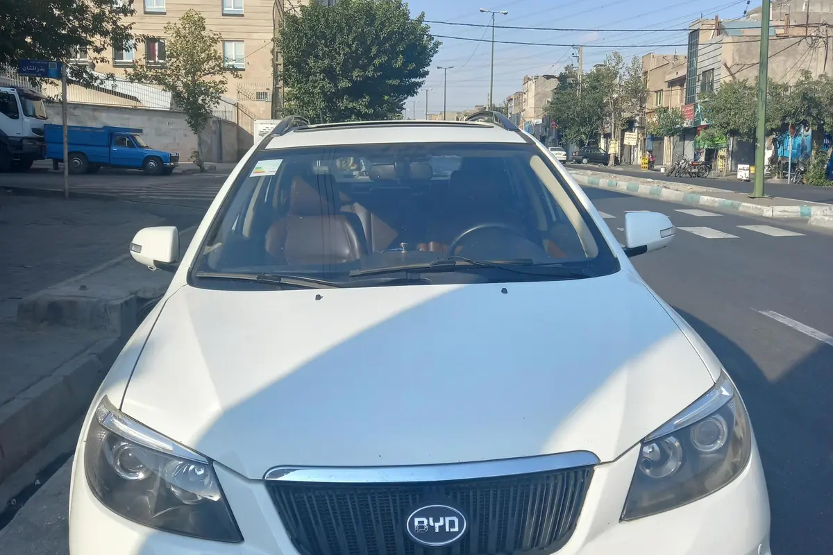 بی وای دی  S6