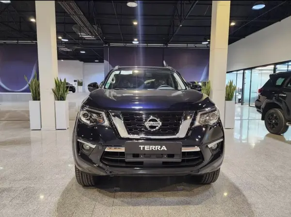 پیش فروش نیسان، ترا