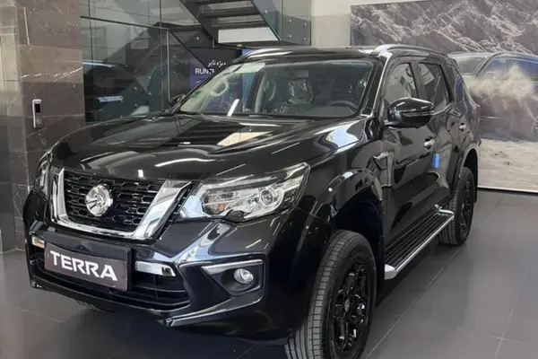 پیش فروش نیسان، ترا