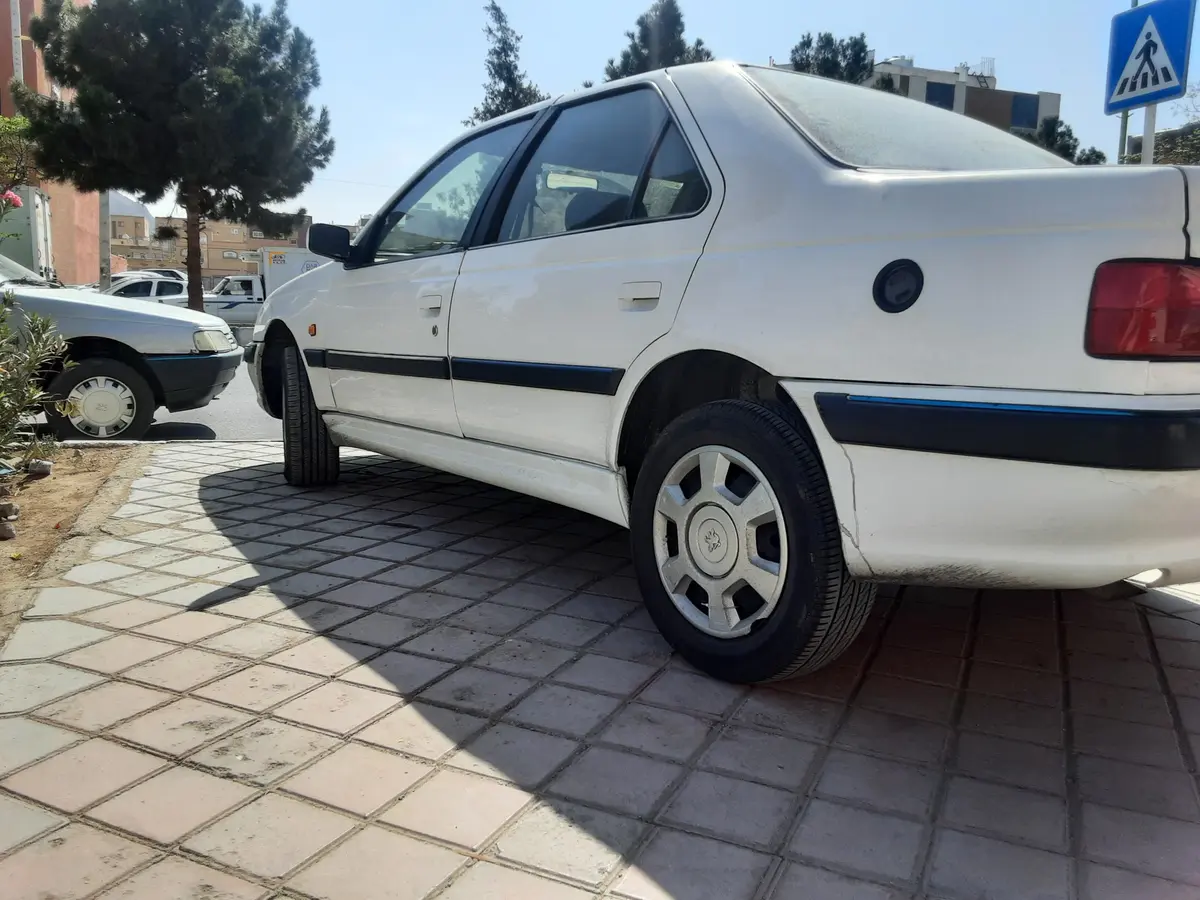 پژو،  پارس