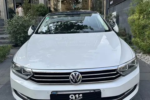 فولکس، پاسات