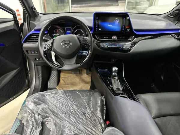 تویوتا، C-HR هیبرید