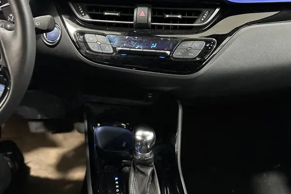 تویوتا، C-HR هیبرید