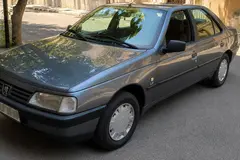پژو، 405