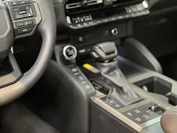 تویوتا، پرادو  چهار در