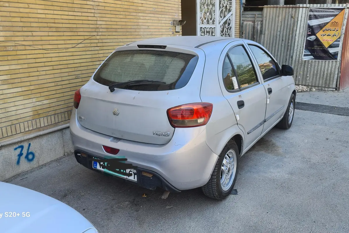 تیبا،  هاچ بک