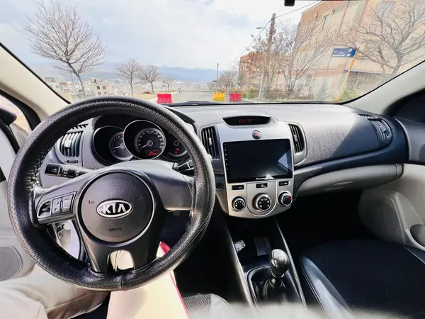 کیا، سراتو (مونتاژ)