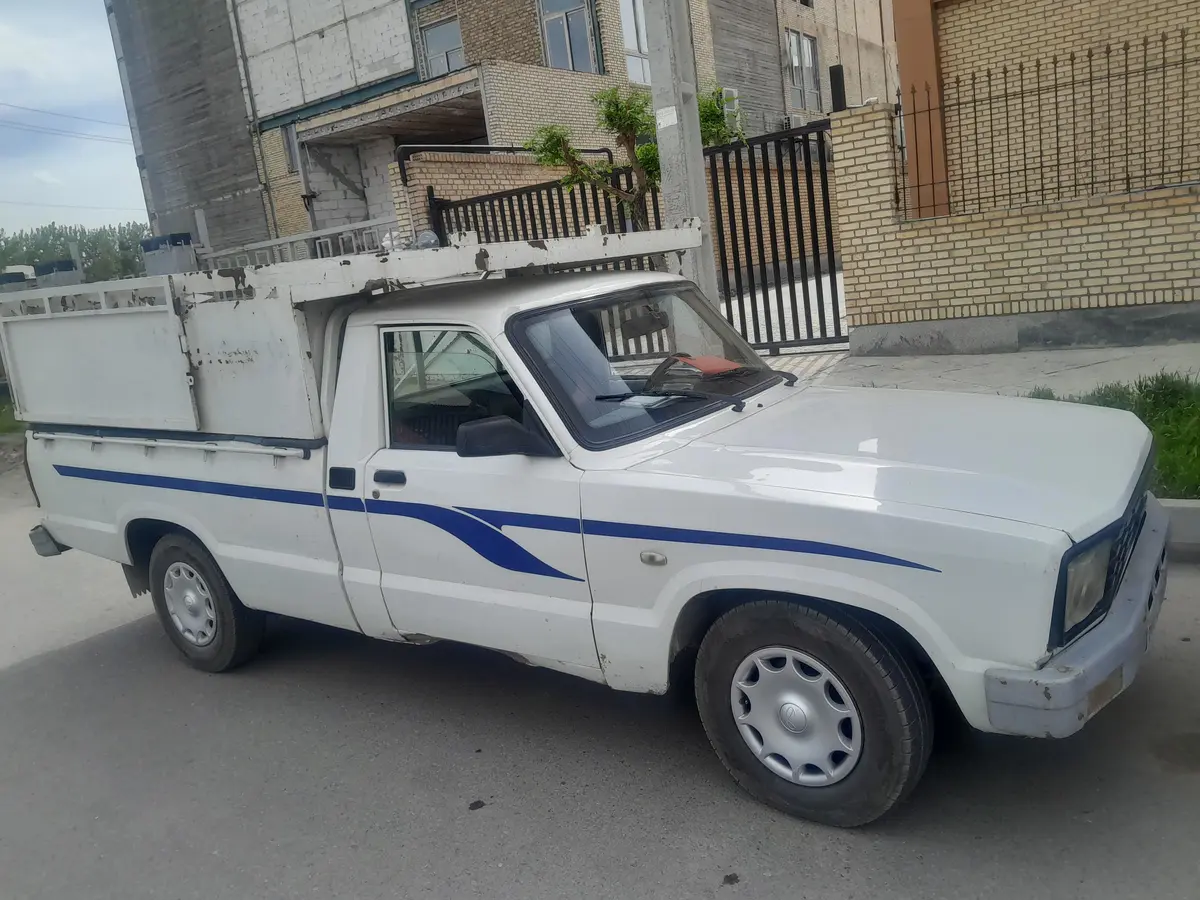 مزدا،  وانت دوکابين
