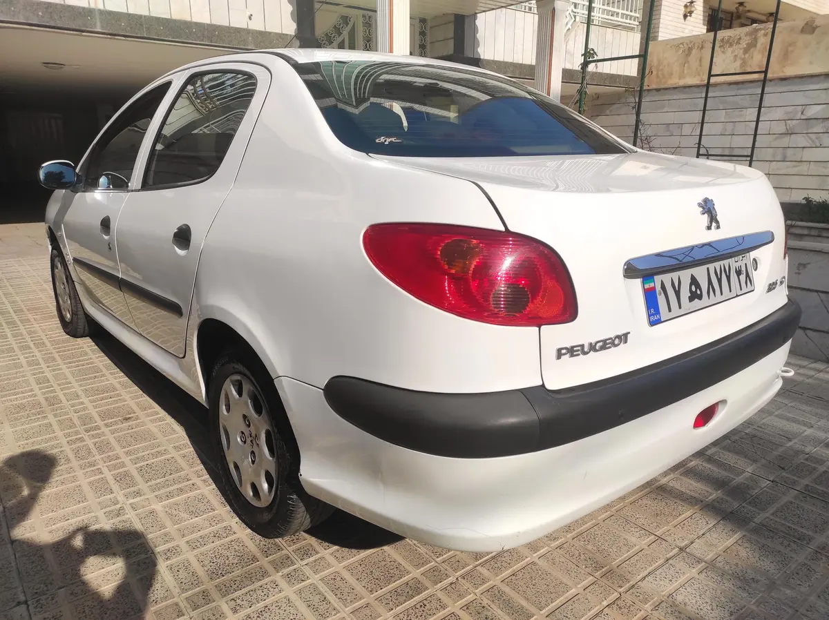 پژو  206 SD