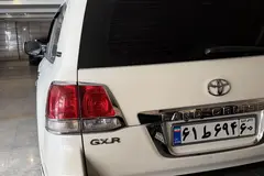 تویوتا، لندکروز چهار در