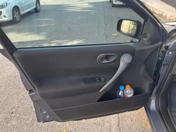 رنو، مگان (وارداتی)