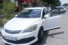 ام وی ام، 315هاچ بک