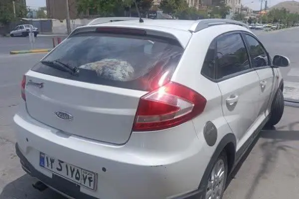 ام وی ام،  315هاچ بک