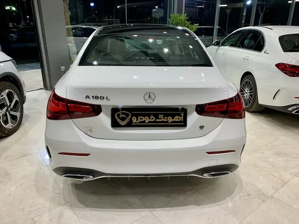 بنز، کلاس A سدان