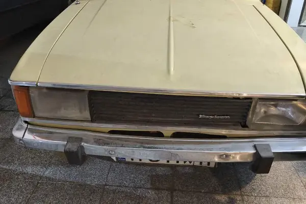 پیکان، سدان