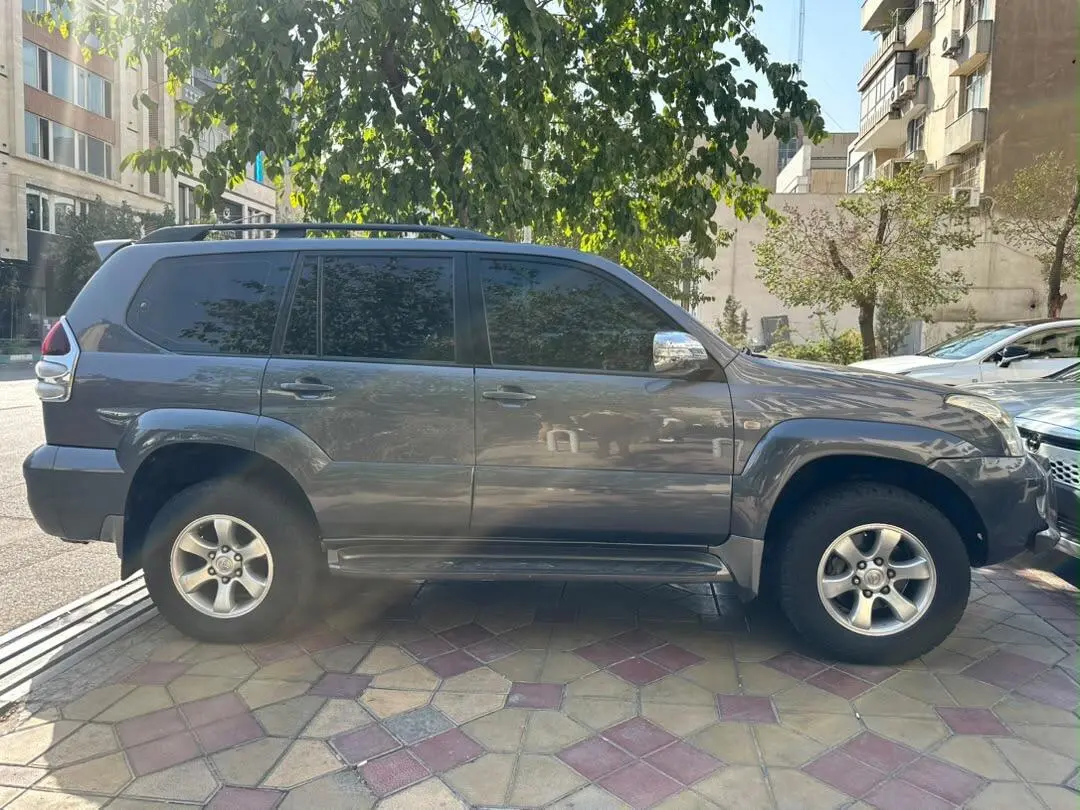 تویوتا،  پرادو  چهار در
