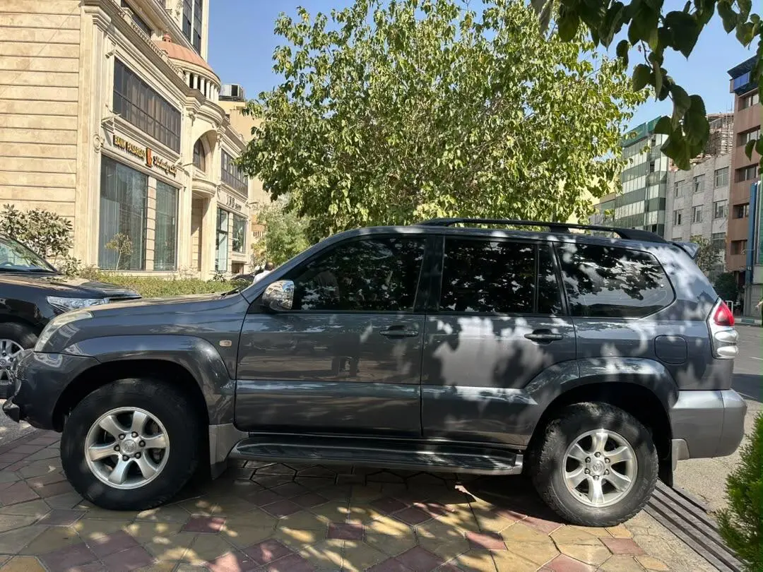 تویوتا،  پرادو  چهار در