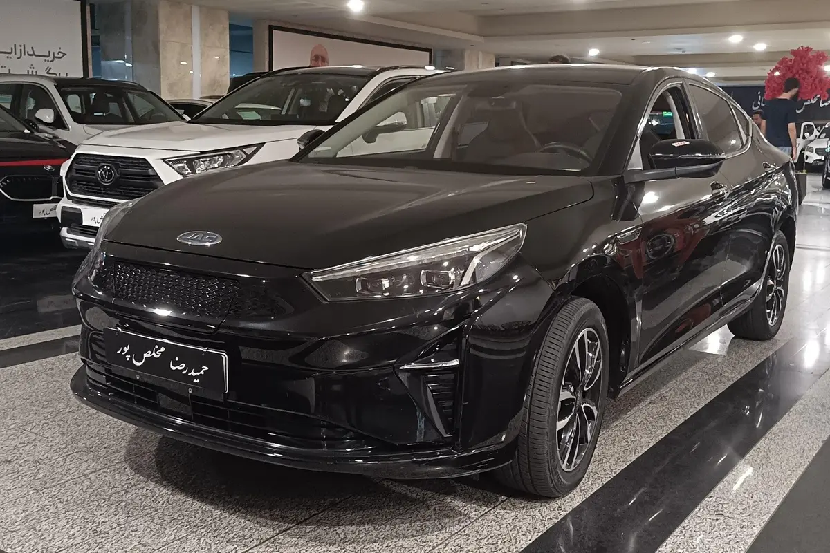 کی ام سی،  eJ7