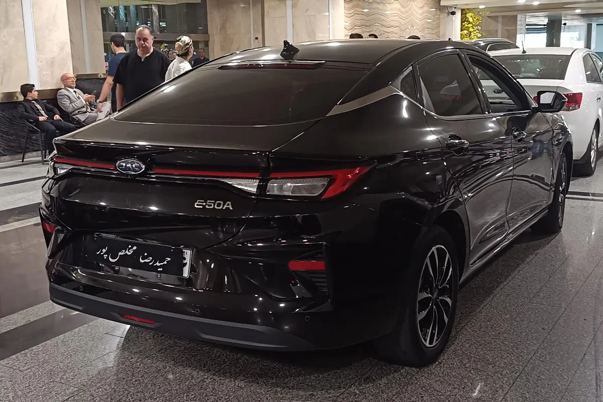 کی ام سی،  eJ7