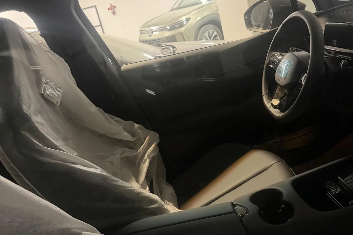 فولکس،  آی دی یونیکس
