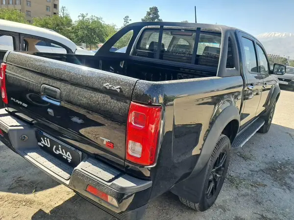 کی ام سی  T8