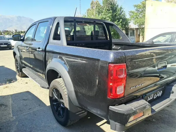 کی ام سی  T8