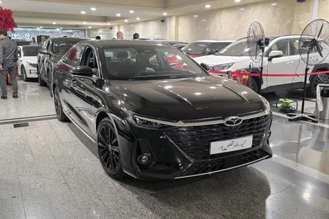 فونیکس، آریزو 8 (Z8)