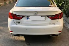 لکسوس، GS