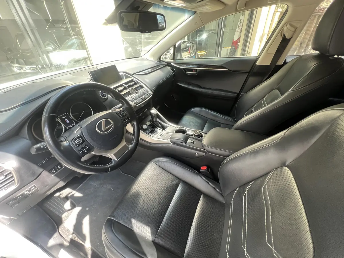 لکسوس،  NX هیبرید