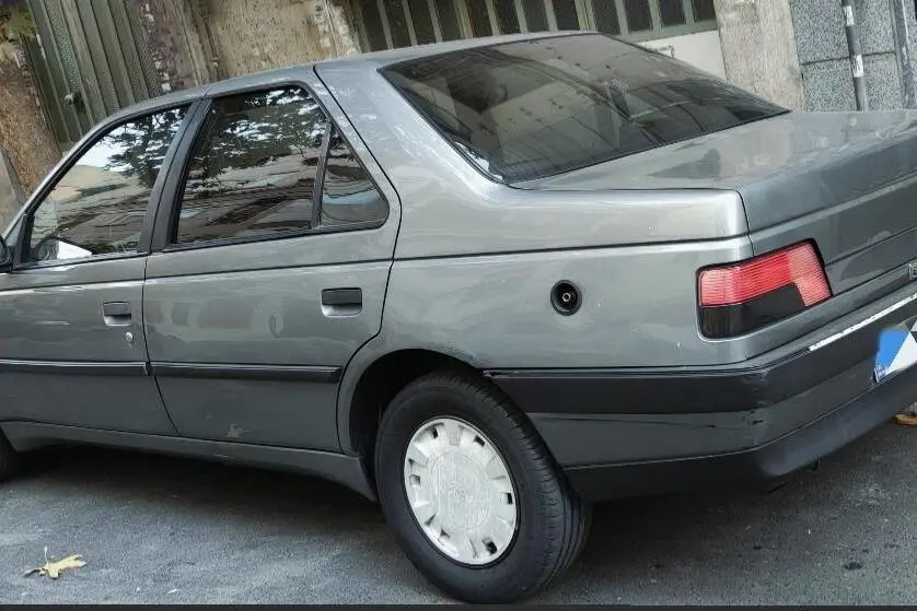 پژو،  405