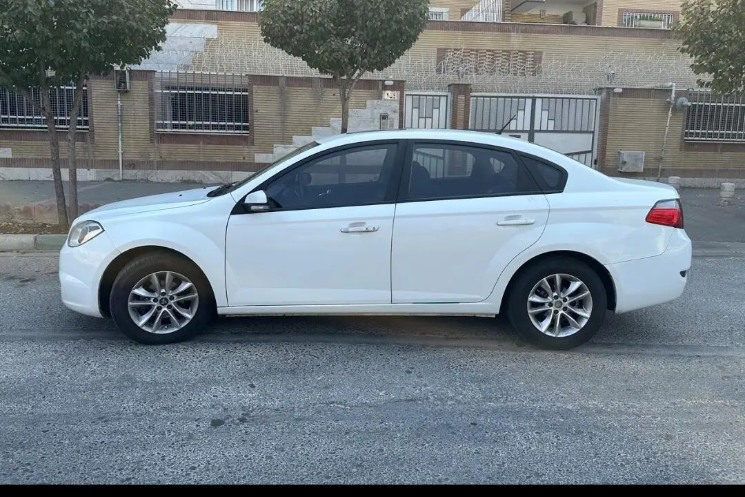 برلیانس،  H330