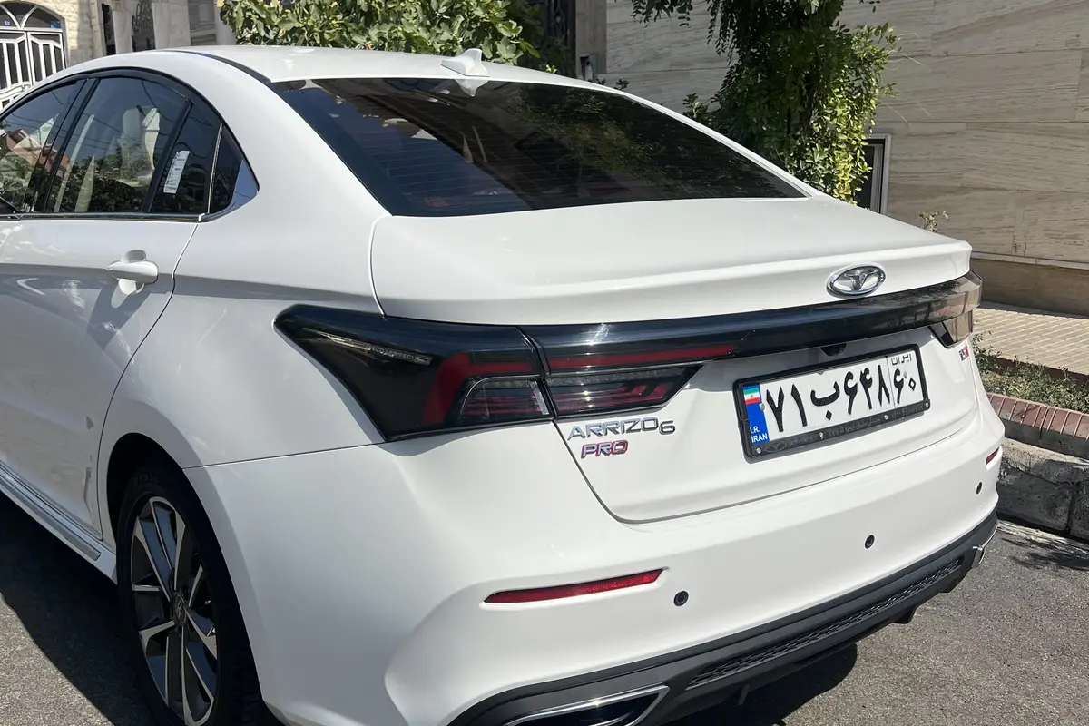 فونیکس،  آریزو 6 پرو