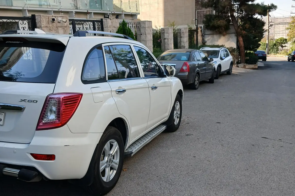 لیفان،  X60