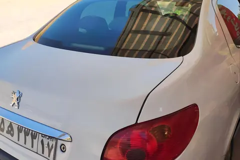 پژو، 206